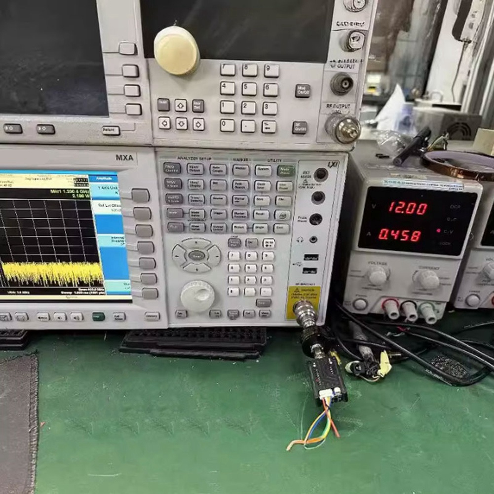 AS96-1.2G 2W VTX 8CH 2000Mw FP - Drone Transmitter 评论和价格